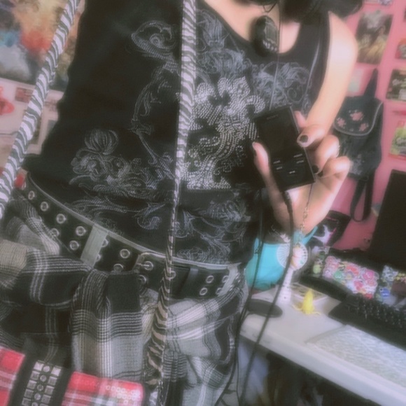 Meet your Posher, Lauren - Picture 1 of 1